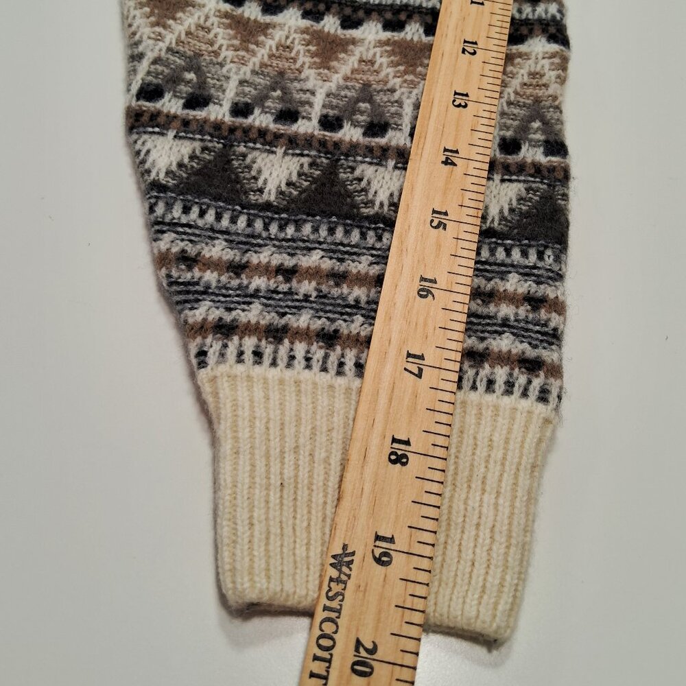 Vintage Tundra Canada Sweater - Picture 8 of 9